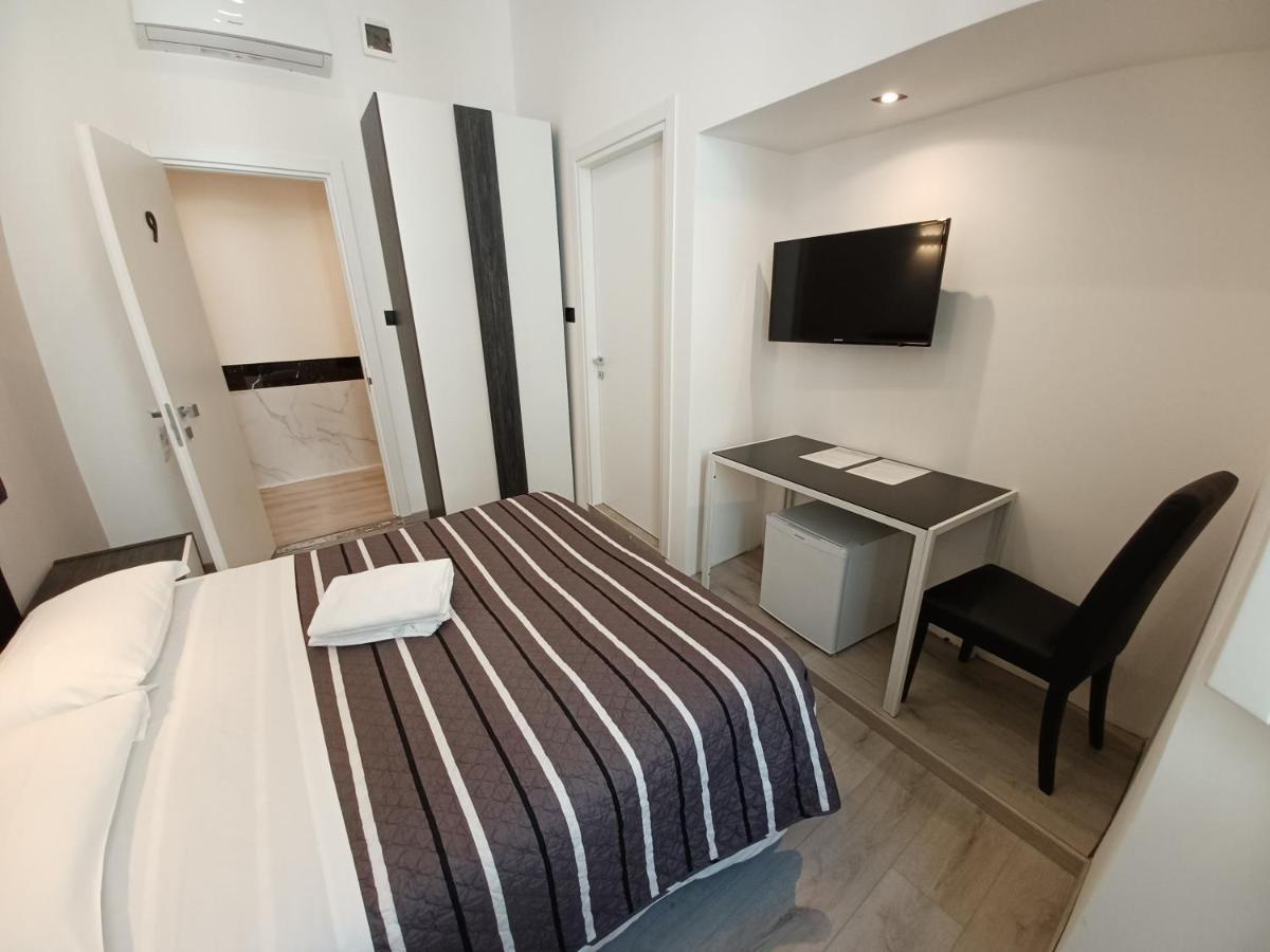 Hotel Mimosa Pantheon *
